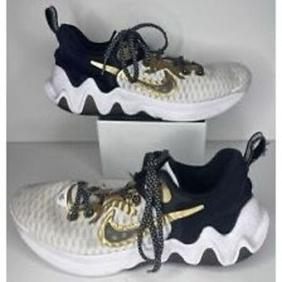 Nike Mens 9 Giannis Immortality Championship Sneaker White Black Gold Basketball